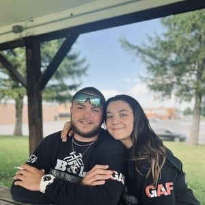 Meet your Posher, Meara